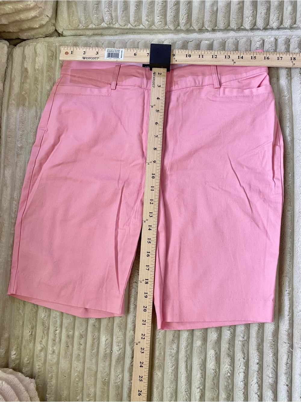 Counterparts Pink Bermuda shorts with zipper, front and back pockets size 10
